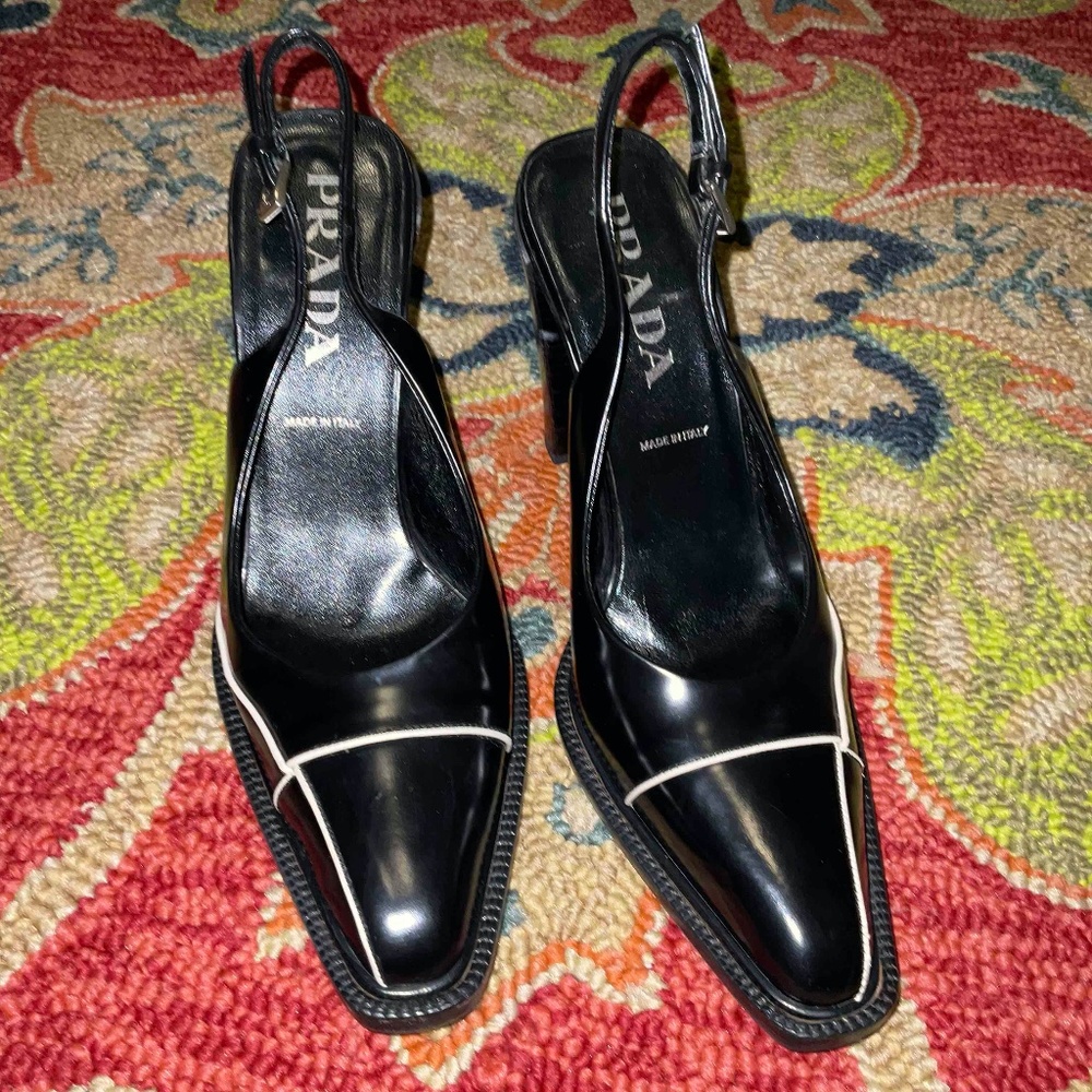 Prada Black Patent Leather Pointed Slingback Heels with White Piping